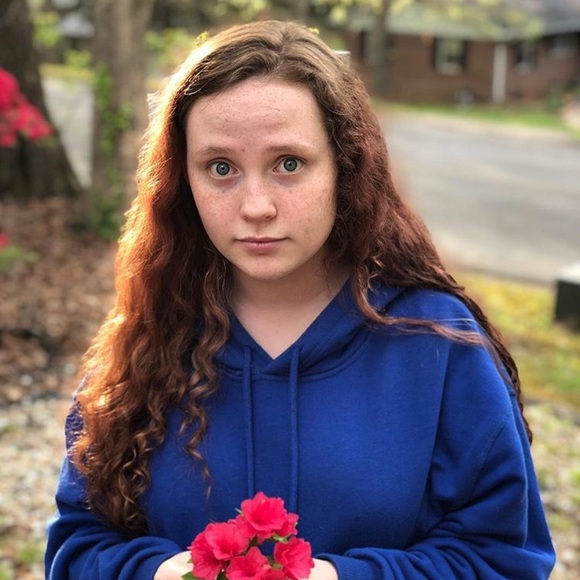 Meet your Posher, Josie - Picture 1 of 1